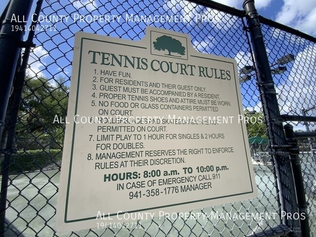 Building Photo - 5207 Manorwood Dr