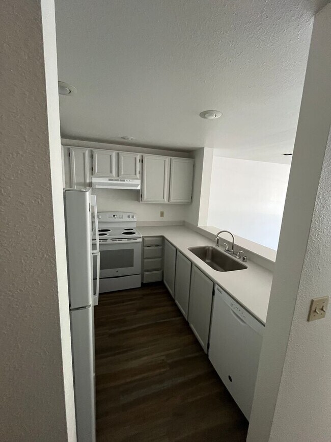 Interior Photo - WINCHESTER APTS.