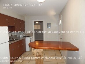 Building Photo - 1166 N Rosemont Blvd