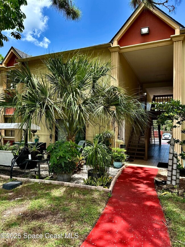 Building Photo - 2190 Forest Knoll Dr NE