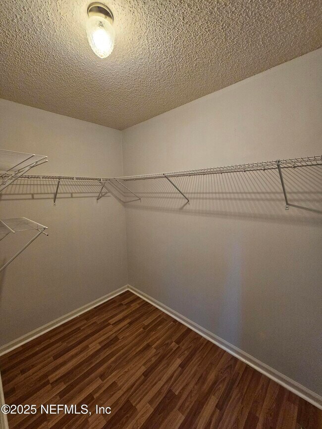 Building Photo - 9032 Cumberland Forest Way