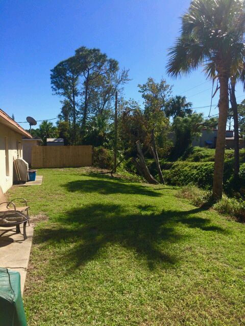 Building Photo - 2330 Fern Palm Drive
