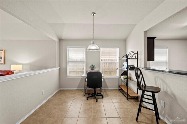 Building Photo - 33 Kika De La Garza St