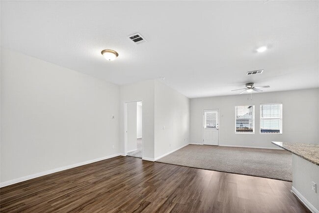 Building Photo - 14413 Shooter McGavin Dr