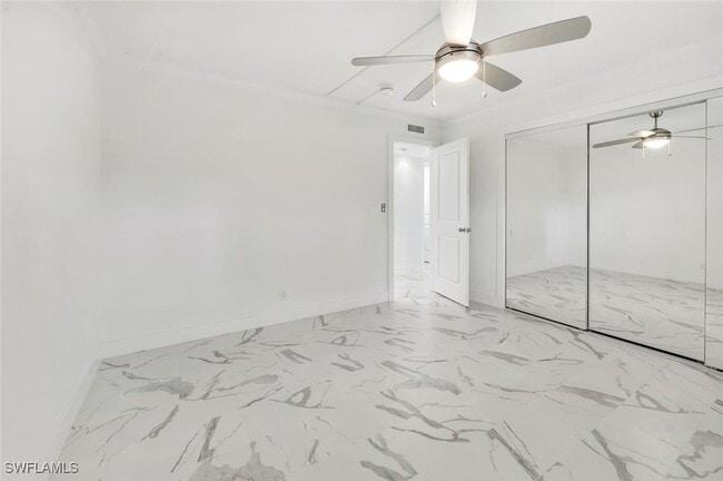 Building Photo - 222 Harbour Dr