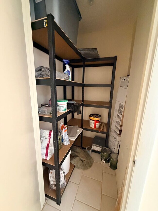 Building Photo - 1/1 CONDO 55 + COMMUNITY - GLEN OAKS, CLOSE TO DOWNTOWN SRQ!