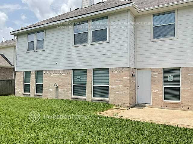 Building Photo - 3601 Pine Valley Dr
