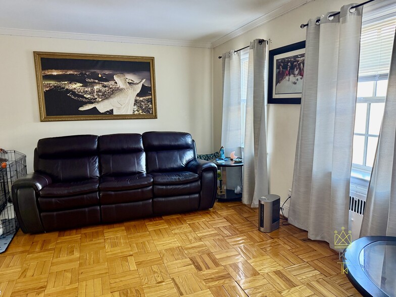 Building Photo - 312 Washington St