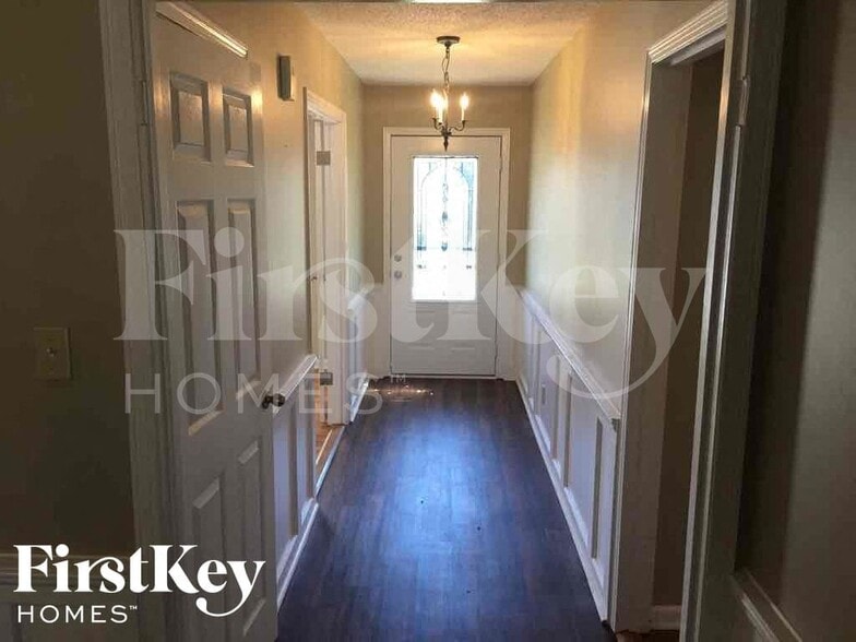 Building Photo - 6288 Ashton Rd