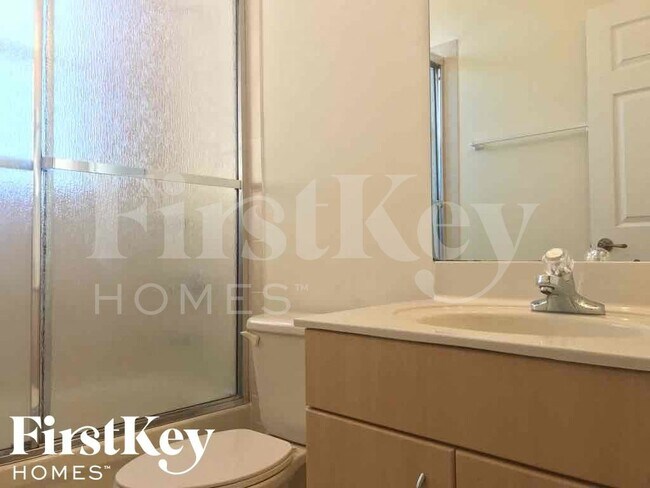 Building Photo - 11912 SW 126th Ln