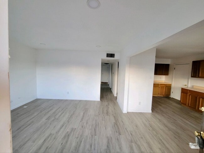 Building Photo - Charming North Valley Home!