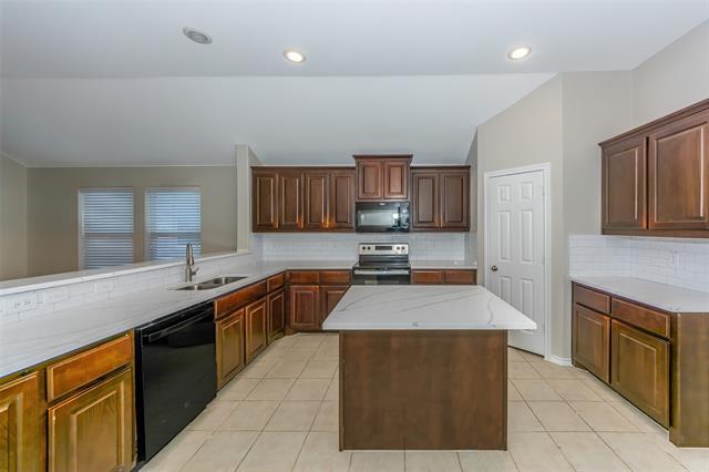 Building Photo - 2729 Adams Fall Ln