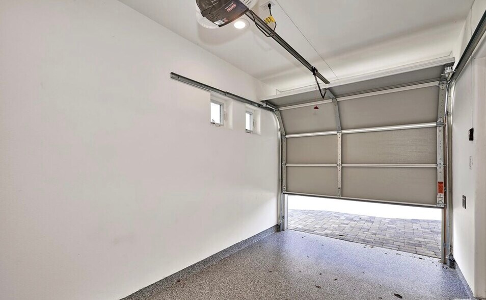 Building Photo - 4507 Lomita St