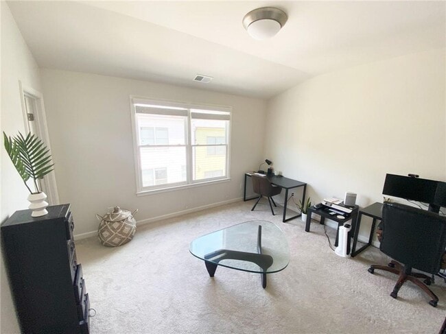 Building Photo - 757 Cady Way