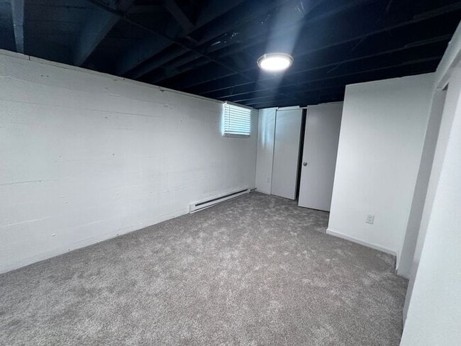 Building Photo - 465 Wilson Ave