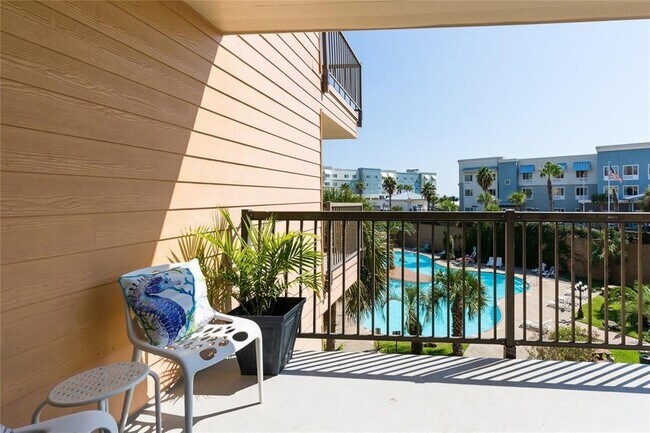 Primary Photo - 9520 Seawall Blvd