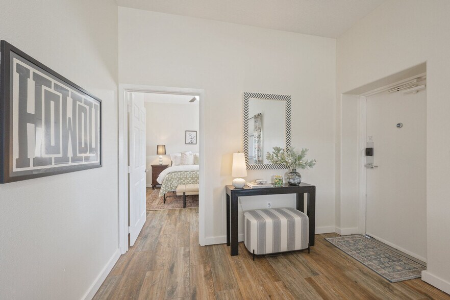 Building Photo - 6166 Imperial Loop Dr