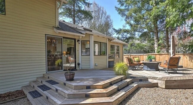 Building Photo - 2322 233rd Ave NE