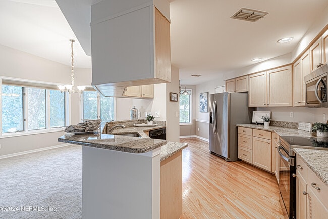 Building Photo - 2099 Winterbourne W