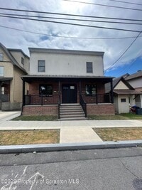 Building Photo - 436 Larch St