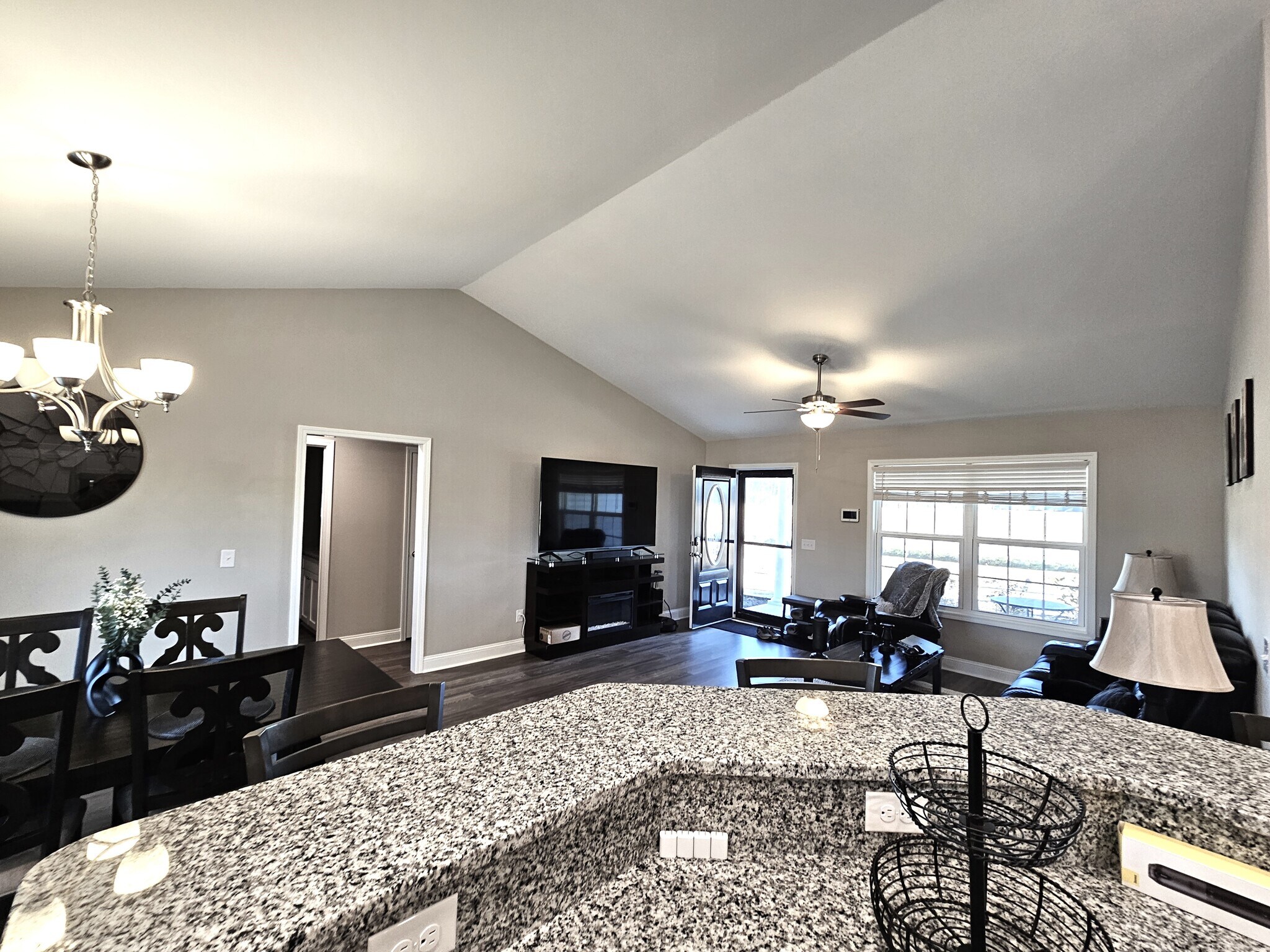 Building Photo - 4193 Valley Forge Rd