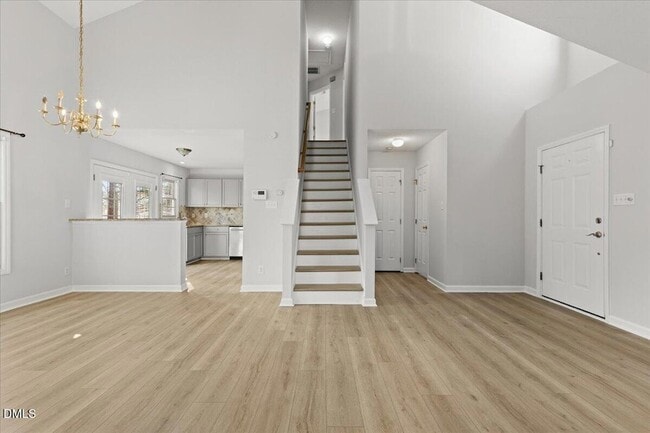 Building Photo - 102 Mint Hill Dr