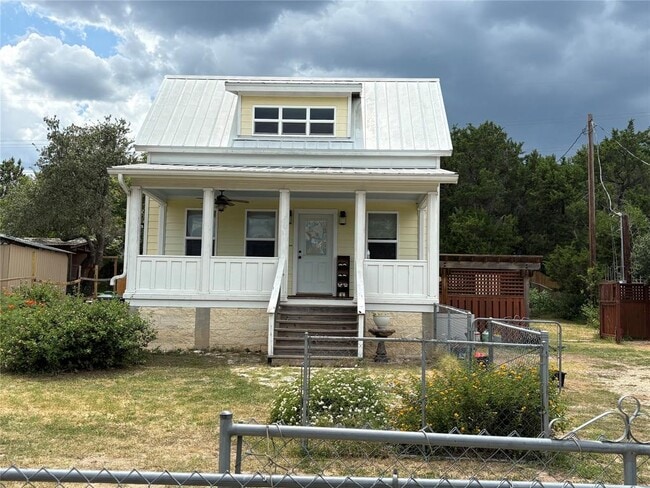 Primary Photo - 1000 Presa Arriba Rd