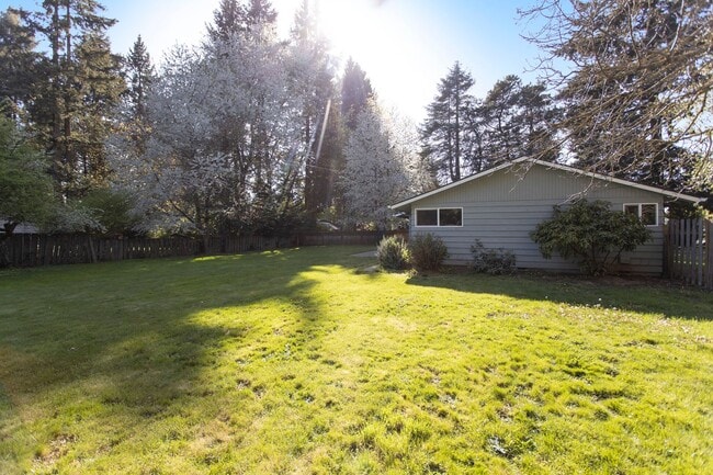 Building Photo - Available Beautiful Single-Level Home with...
