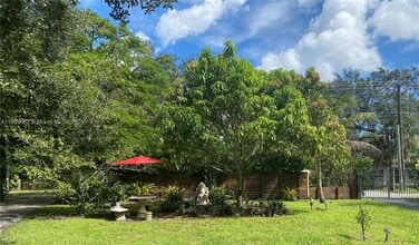 Building Photo - 1760 NE 144th St