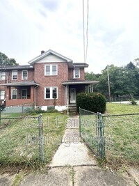 Building Photo - 453 Ohio Ave
