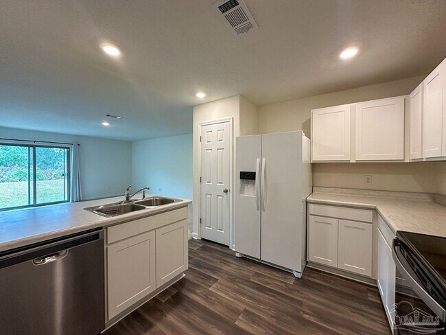 Building Photo - 8727 Schooner Ln