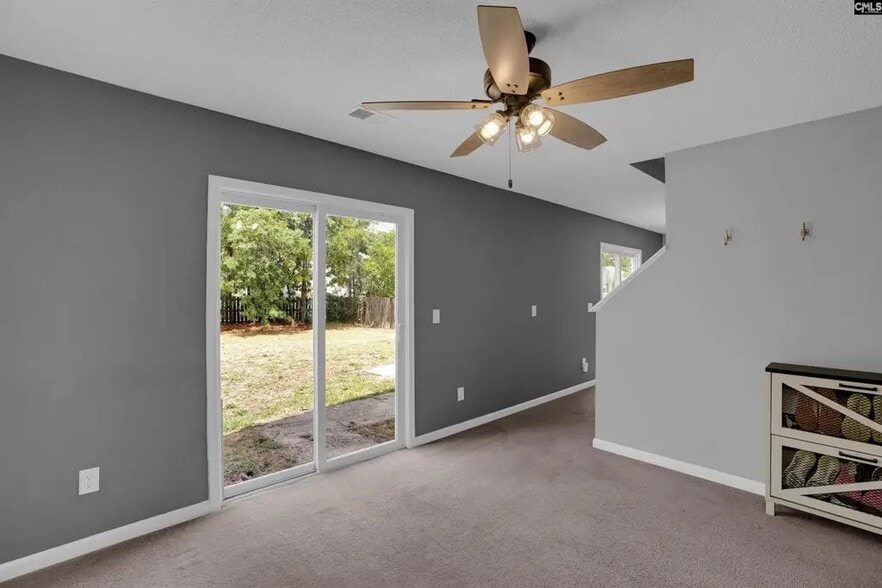 Building Photo - 2091 Lake Carolina Dr