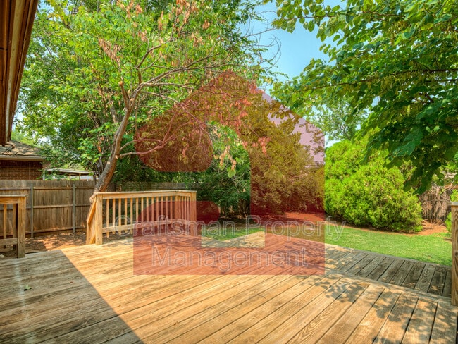 Building Photo - 10504 Ridgeview Dr