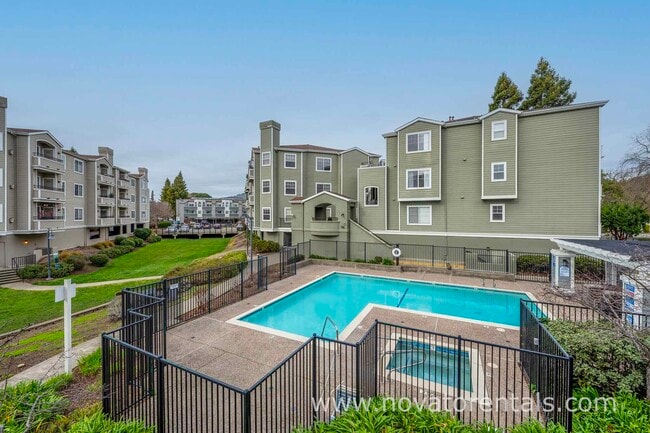 Primary Photo - 852 Diablo Ave