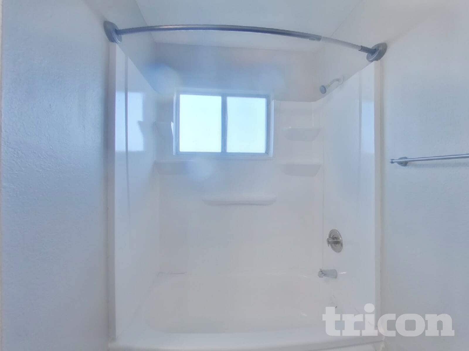 Building Photo - 304 Robert St