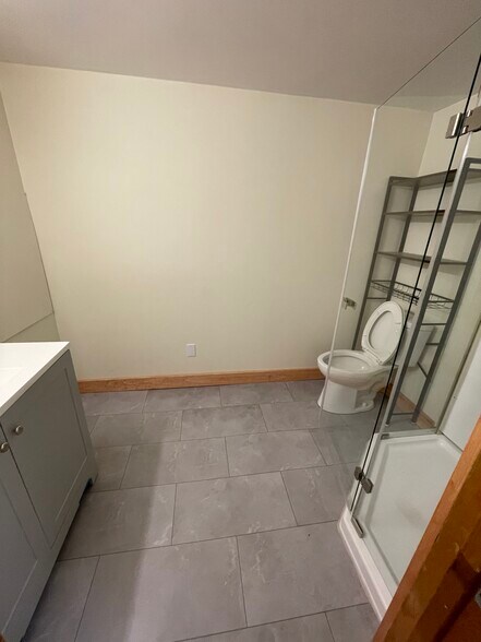 Bath1 - 310 Wadleigh Falls Rd