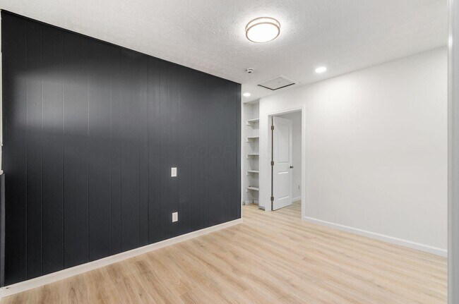 Building Photo - 2263 Dawnlight Ave