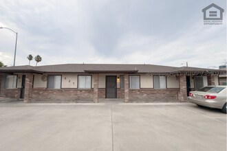 Building Photo - 529