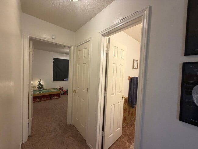 Building Photo - 3BED/2BATH/1 CAR GARAGE: AVAILABLE JUNE 15TH IN LISD!!