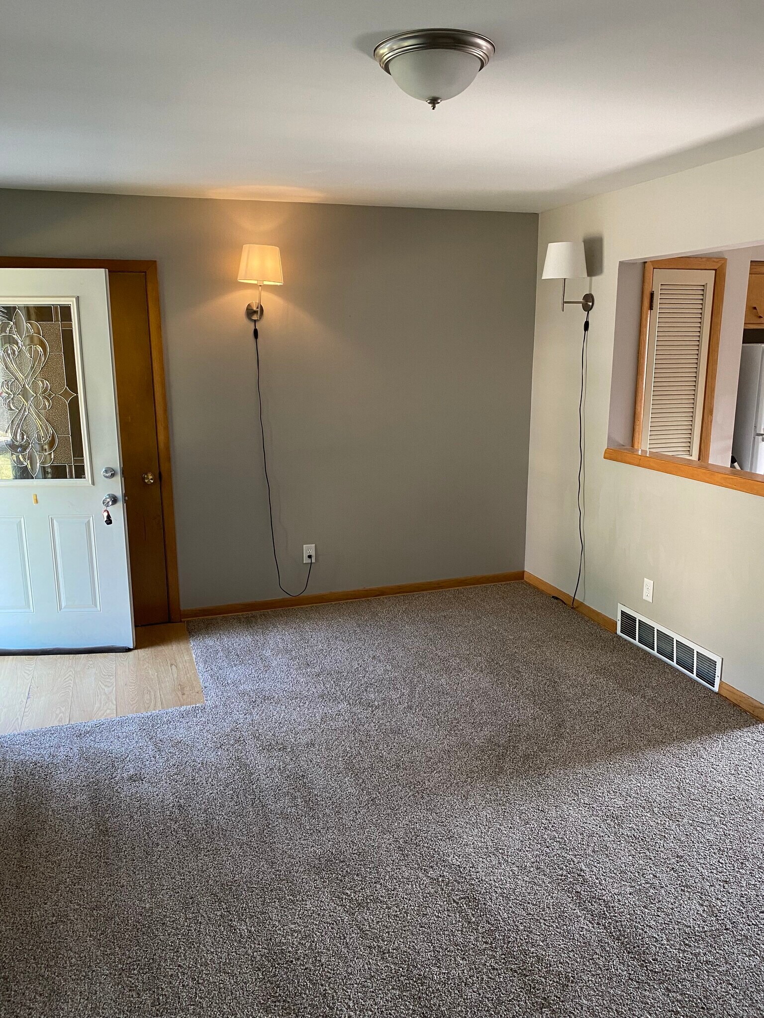 Building Photo - 326 Born Pl