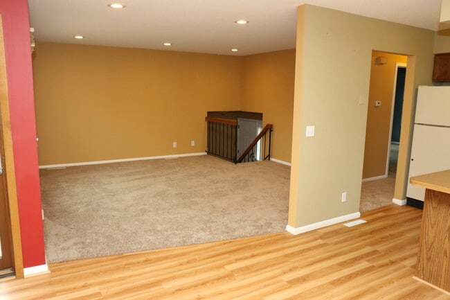 Living Room - 7096 Stratford Rd
