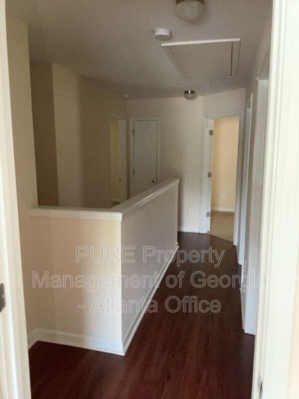 Building Photo - 278 Parc View Ln