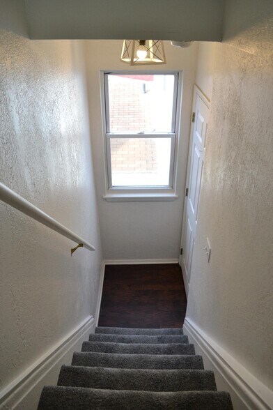 Building Photo - 2611 Larkins Way