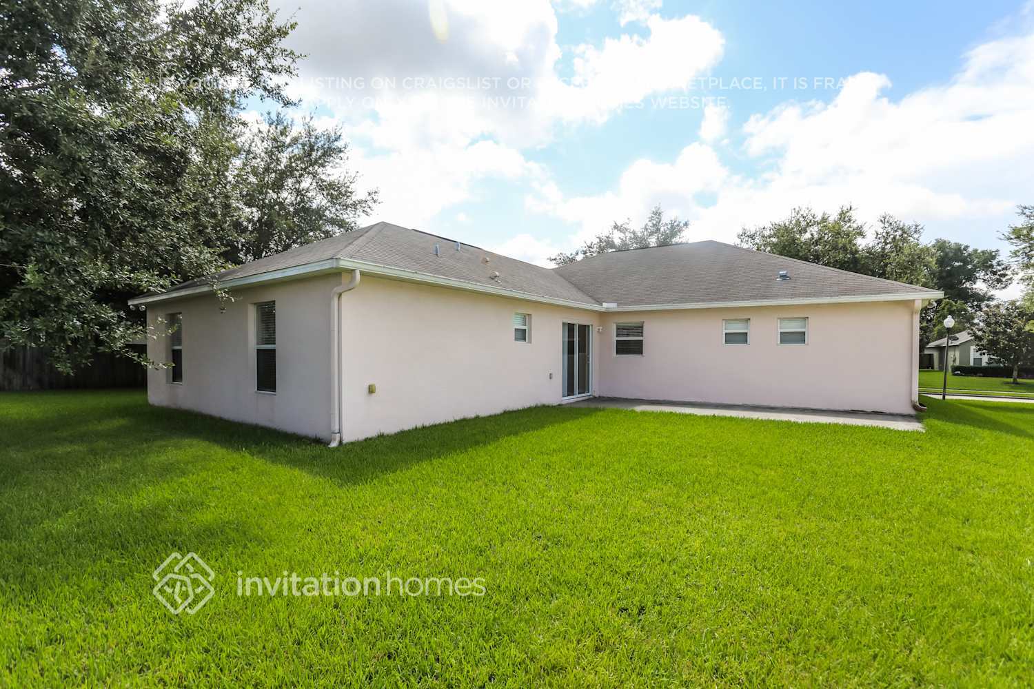 Building Photo - 2304 Kingscrest Cir