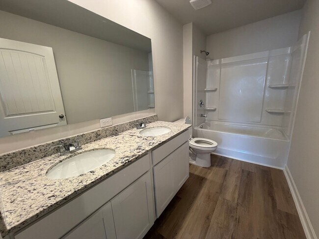 Building Photo - Brand New 5/3 House in Armuchee- $2,195