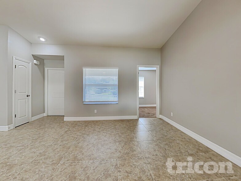 Building Photo - 7438 Watson Ln
