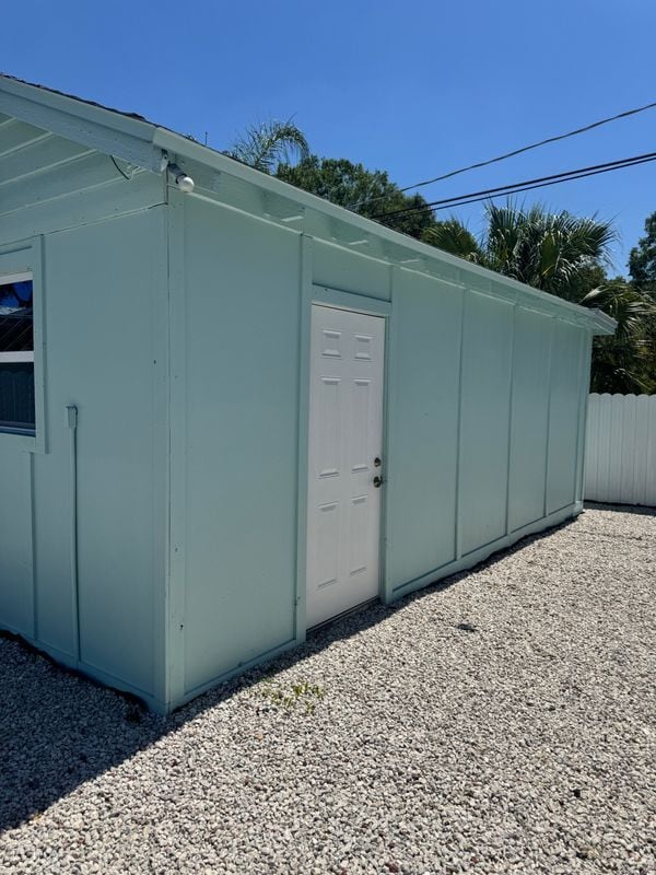 Building Photo - 803 E Cayuga St