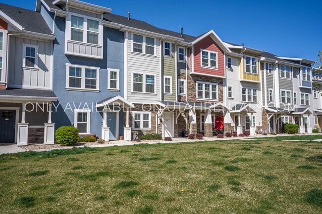 Building Photo - 662 E 355 N