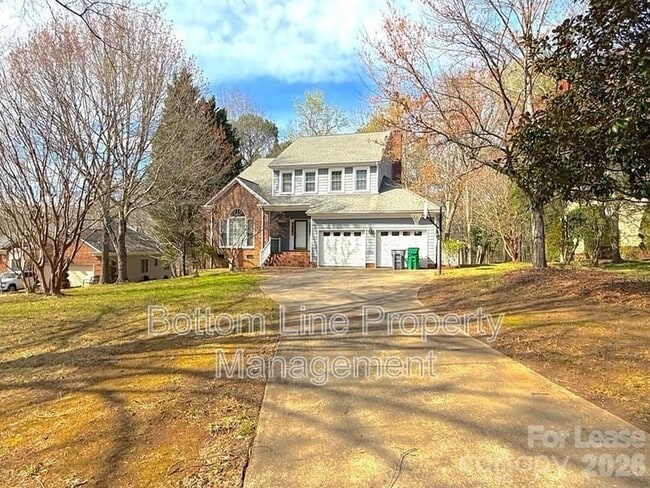 Building Photo - 9423 Fairmead Dr