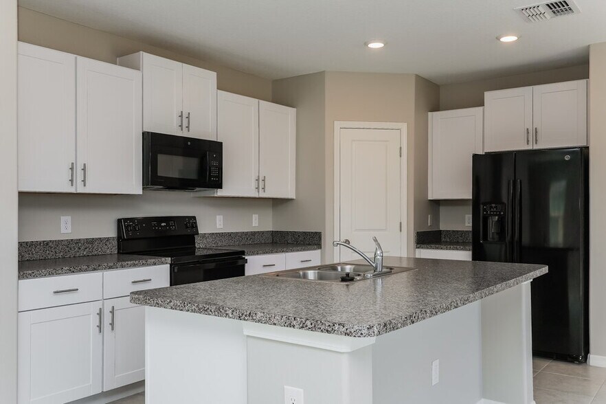 Building Photo - 4536 Eternal Prince Dr